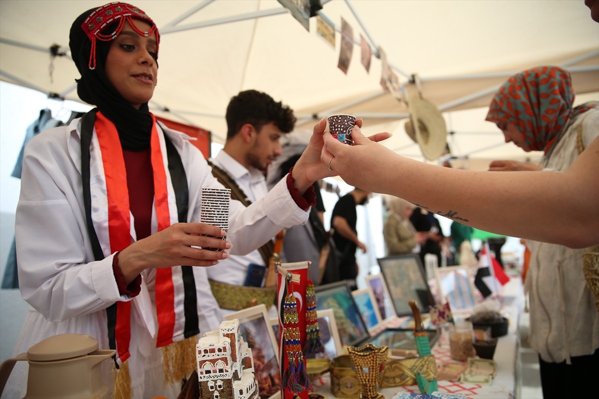 Sakarya 7 Renk Uluslararası Öğrenci Topluluğu ve Kaynarca Şehit Mansur Cansız Anadolu İmam Hatip...