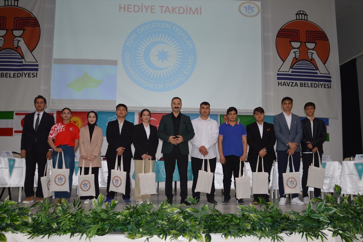 Samsun'un Havza ilçesinde "Hilalin Penceresinden Türk Devletleri Teşkilatı" projesi kapsamında...