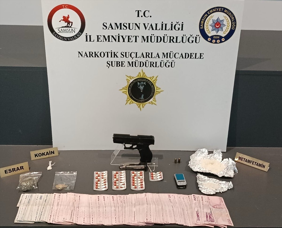 Samsun'un Havza ve İlkadım ilçelerinde düzenlenen uyuşturucu operasyonunda 6 şüpheli gözaltına...