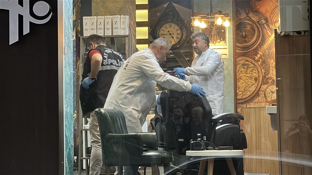 Samsun'un İlkadım ilçesinde ağabeyi tarafından silahla vurulan kişi ağır yaralandı.İş yerinde ...