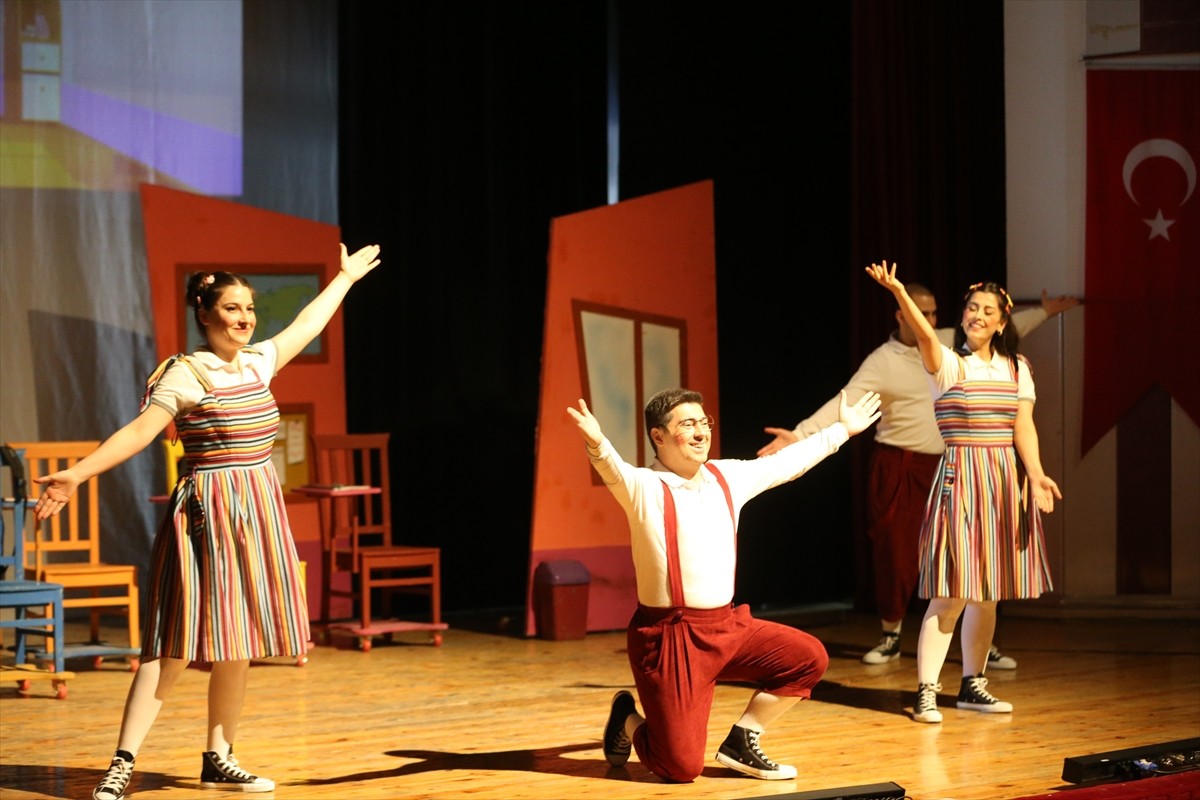 Samsun Devlet Opera ve Balesi (SAMDOB), 1. Anadolu Opera ve Bale Festivali kapsamında "Okulumuz...