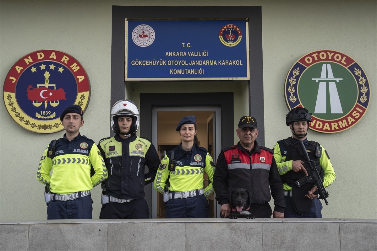 Şehirlerarası yollarda meydana gelen trafik ve asayiş olaylarına ilişkin işlemlerin hızlı ve etkin...