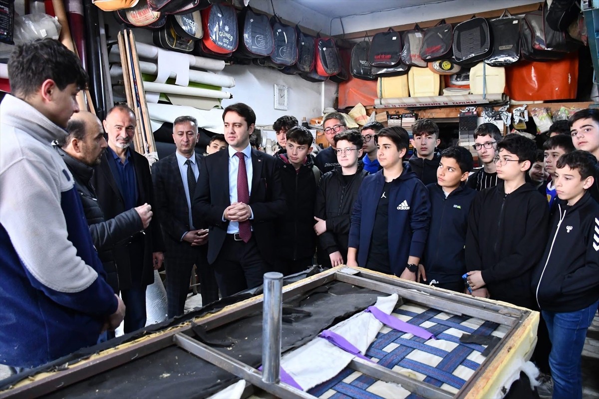 Sinop'un Türkeli ilçesinde, Valilik talimatıyla yürütülen iki proje kapsamında öğrenciler...