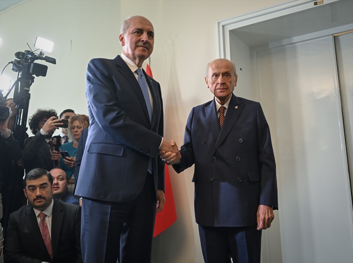 TBMM Başkanı Numan Kurtulmuş, MHP Genel Başkanı Devlet Bahçeli’yi Meclis’teki parti grubunda...