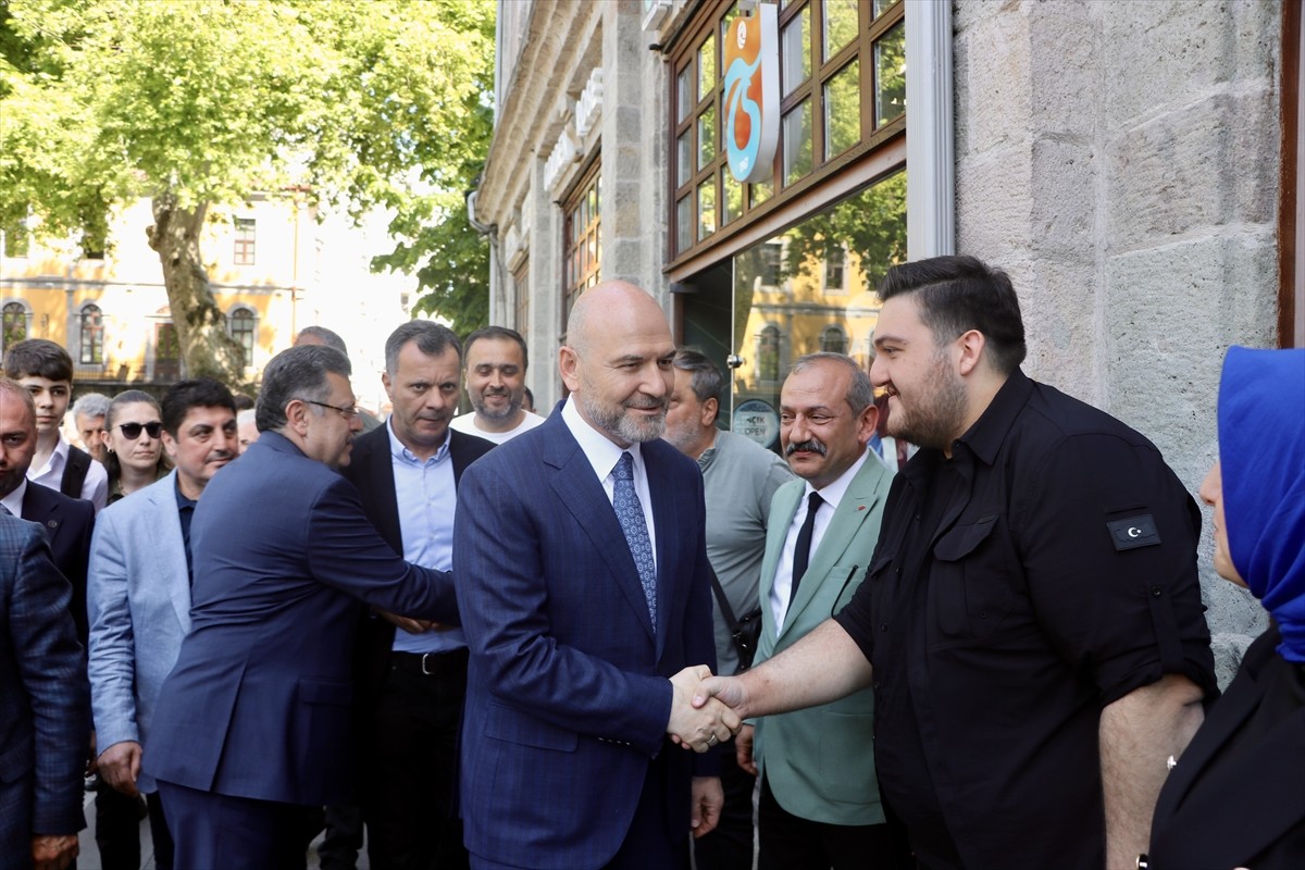 TBMM İçişleri Komisyonu Başkanı ve AK Parti İstanbul Milletvekili Süleyman Soylu (sağ2), Trabzon...