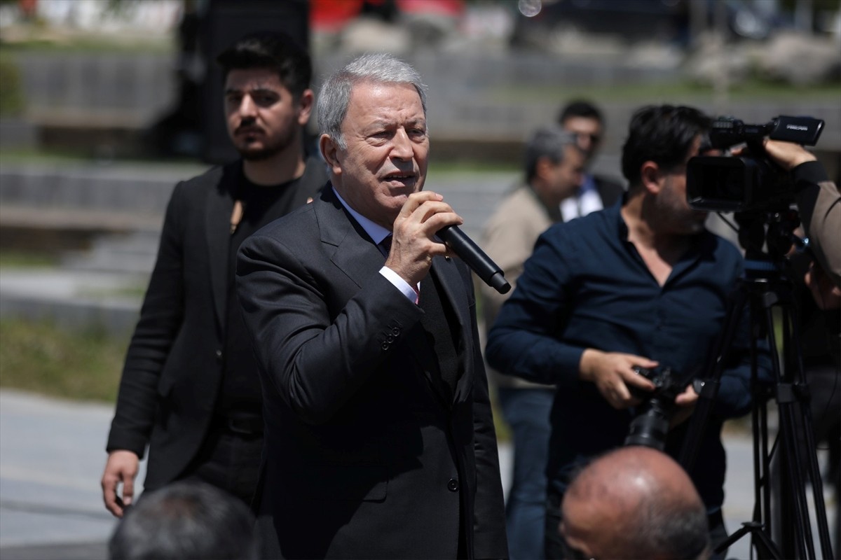 TBMM Milli Savunma Komisyonu Başkanı ve AK Parti Kayseri Milletvekili Hulusi Akar, Elazığ'daki...