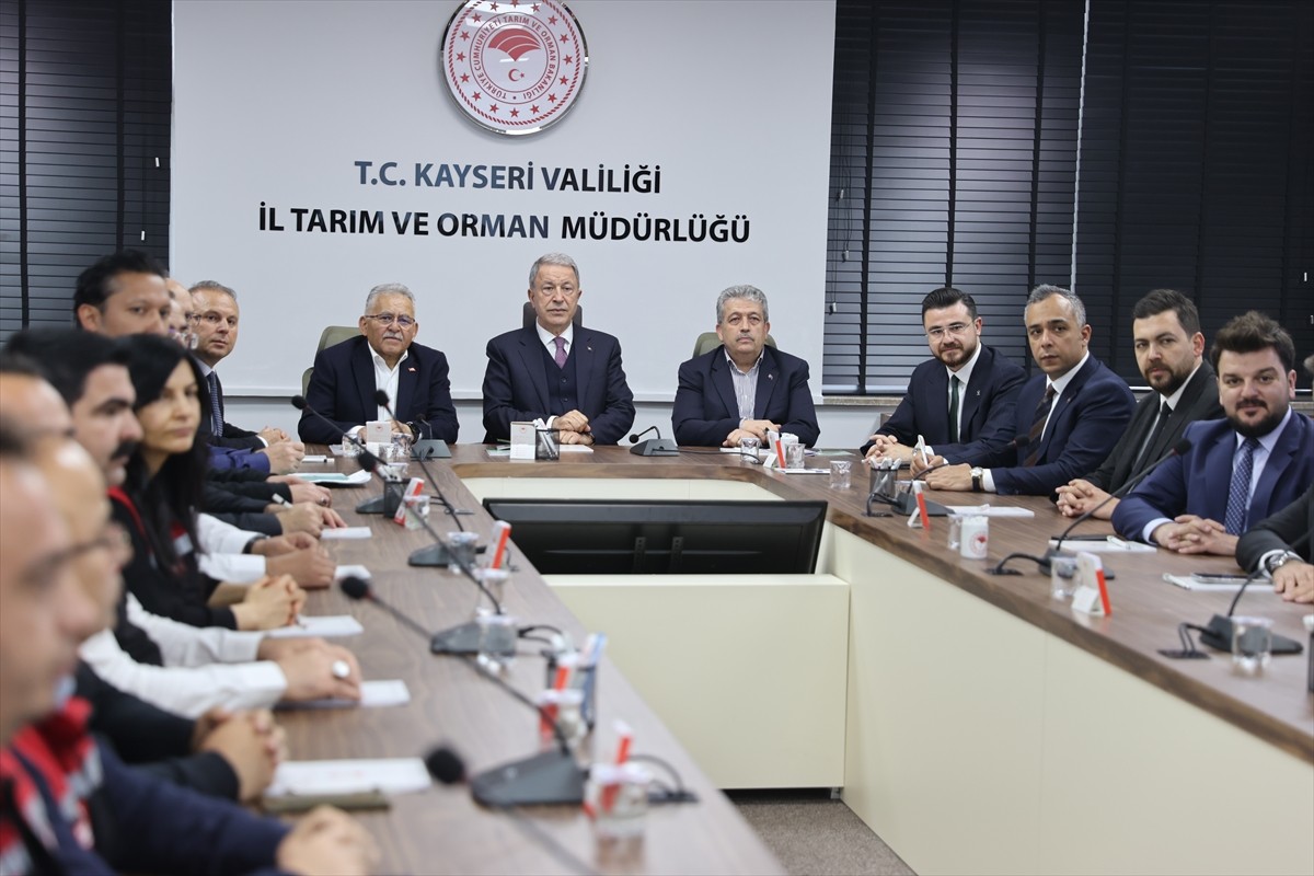  TBMM Milli Savunma Komisyonu Başkanı ve AK Parti Kayseri Milletvekili Hulusi Akar, Kayseri İl...