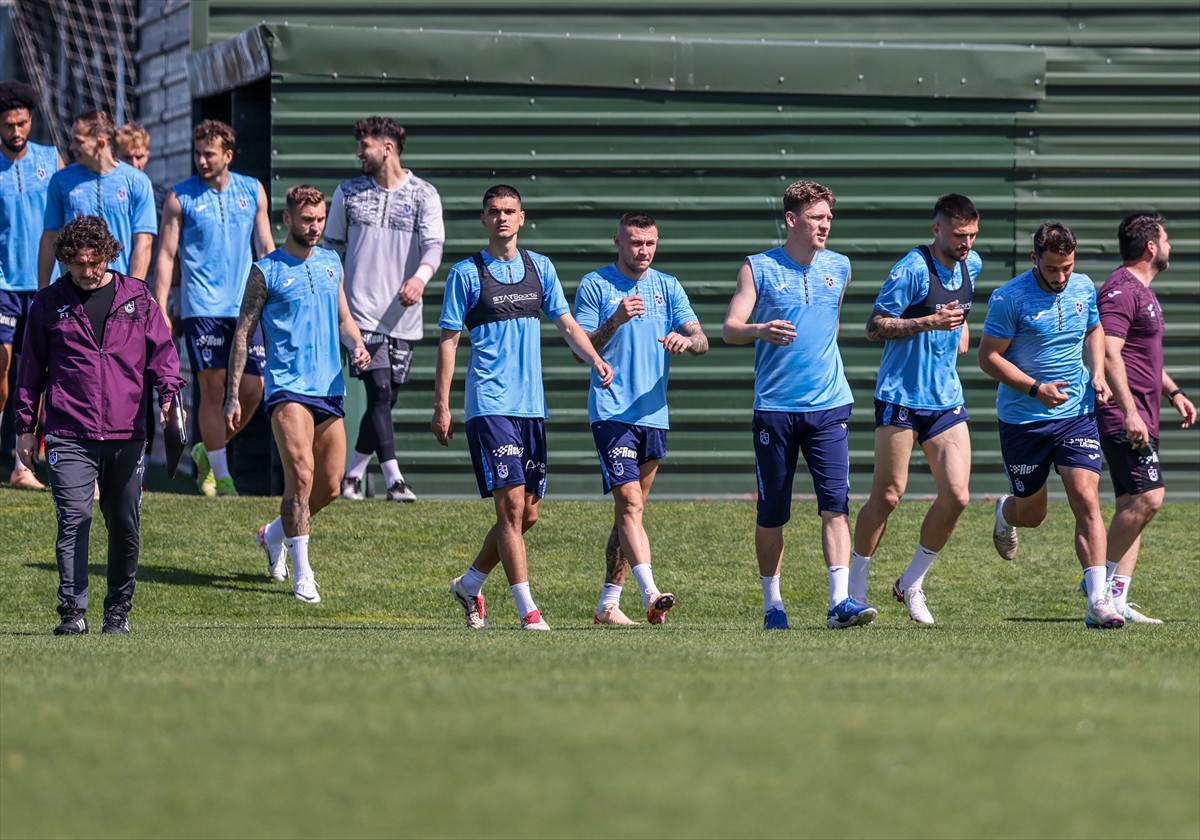 Trabzonspor, Trendyol Süper Lig'in 37. haftasında oynayacağı Reeder Samsunspor maçının...