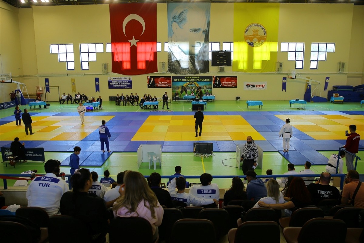 Trakya Üniversitesi'nin ev sahipliğinde düzenlenen Üniversiteler Türkiye Judo Şampiyonası, final...
