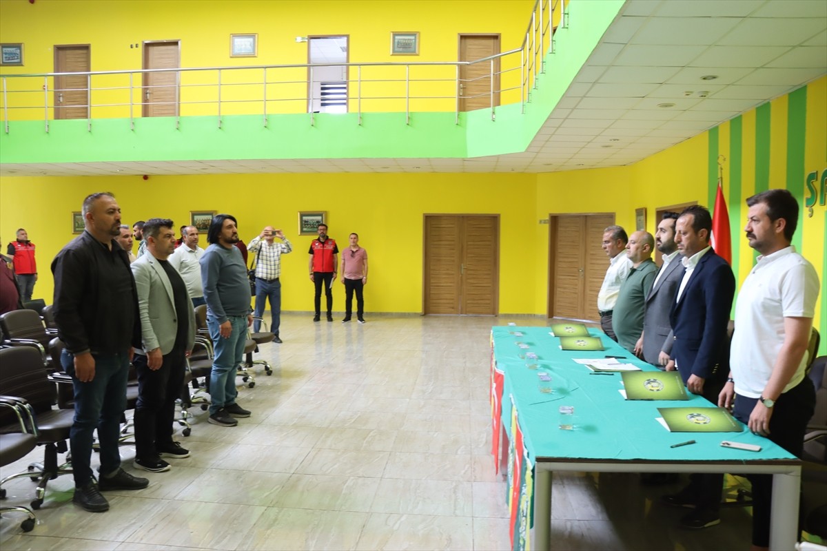 Trendyol 1. Lig'den düşmesi kesinleşen Kızılkaya Tarım Şanlıurfaspor'da olağanüstü genel kurul...