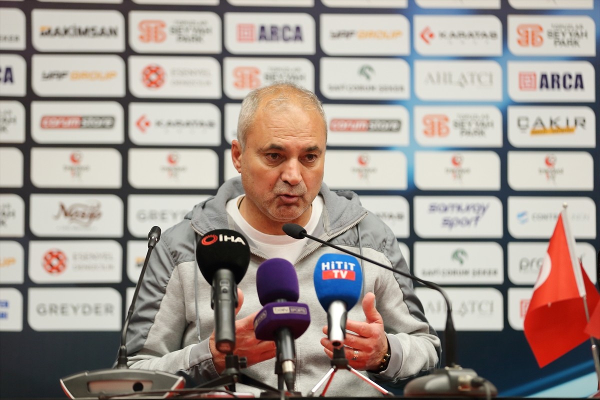 Trendyol 1. Lig'in 37. haftasında Ahlatcı Çorum FK, evinde Kızılkaya Tarım Şanlıurfaspor'u 2-1...