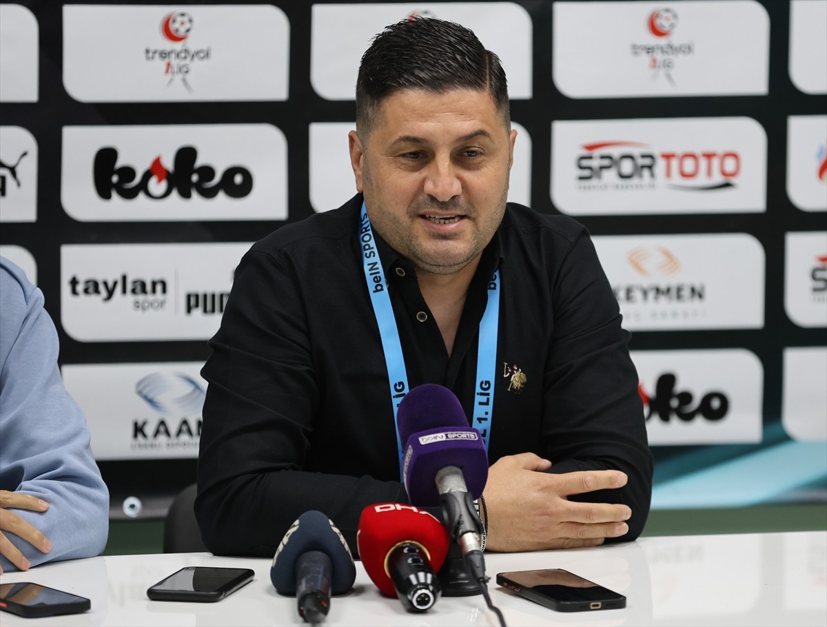 Trendyol 1. Lig'in 37. haftasında Alagöz Holding Iğdır FK, evinde konuk ettiği Kocaelispor'u 4-0...