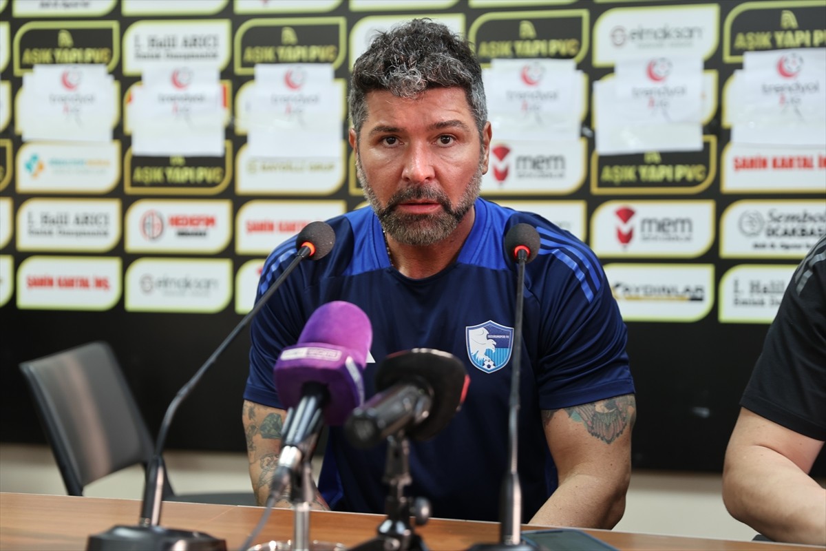 Trendyol 1. Lig'in 38. haftasında deplasmanda konuk olduğu Kızılkaya Tarım Şanlıurfaspor'u yenen...