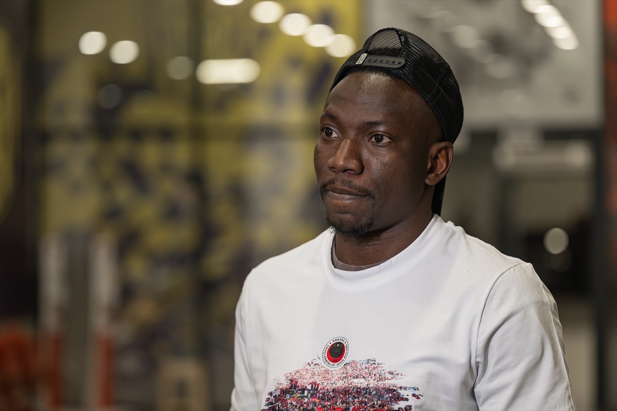 Trendyol Süper Lig'e yükselen Gençlerbirliği'nde hedefe ulaşmanın mutluluğu yaşanıyor....