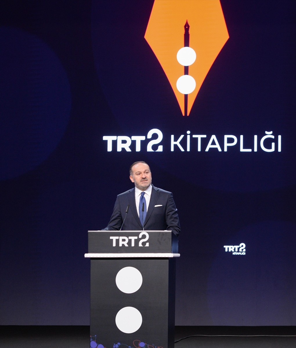 TRT Genel Müdürü Mehmet Zahid Sobacı, TRT 2'nin ekranlarda iz bırakan kültür-sanat programlarını...