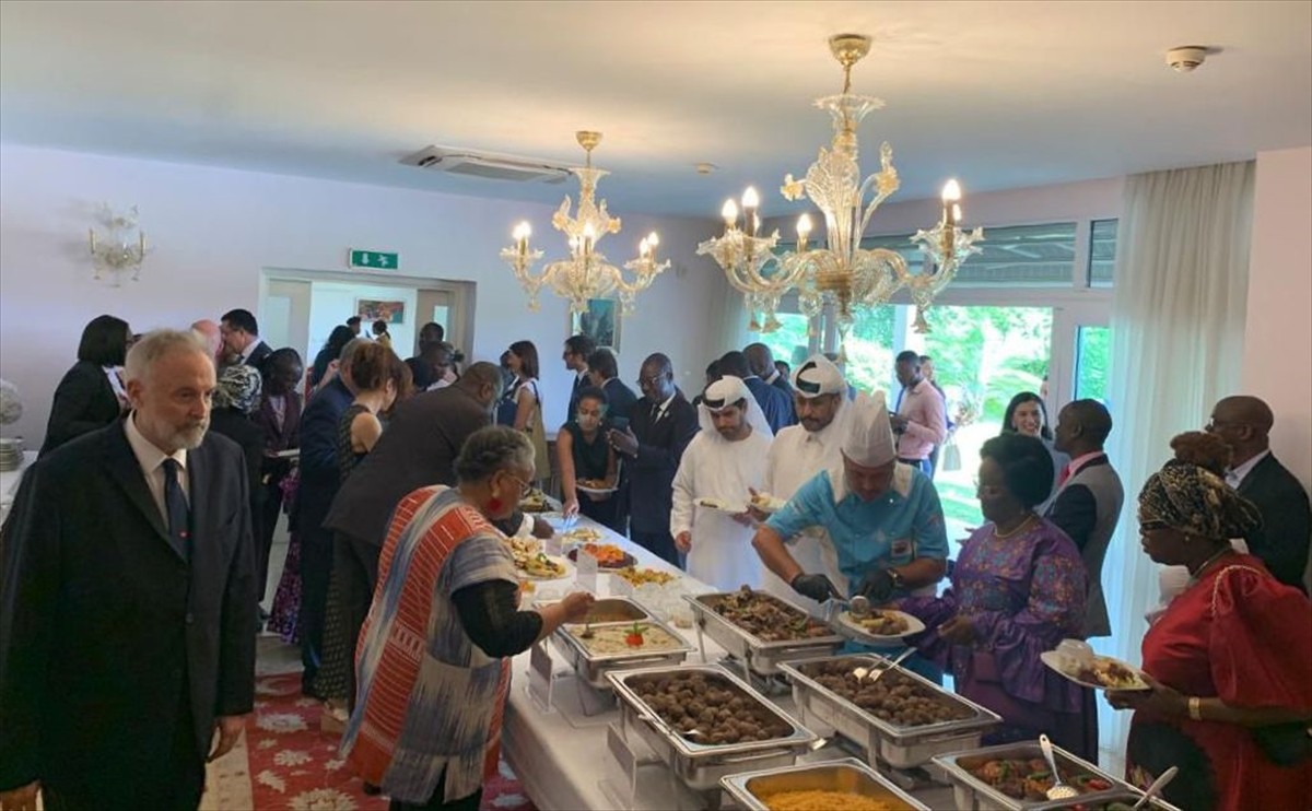 Türk mutfağının kültürel ve geleneksel zenginlikleri, Fildişi Sahili'nin ekonomik başkenti...