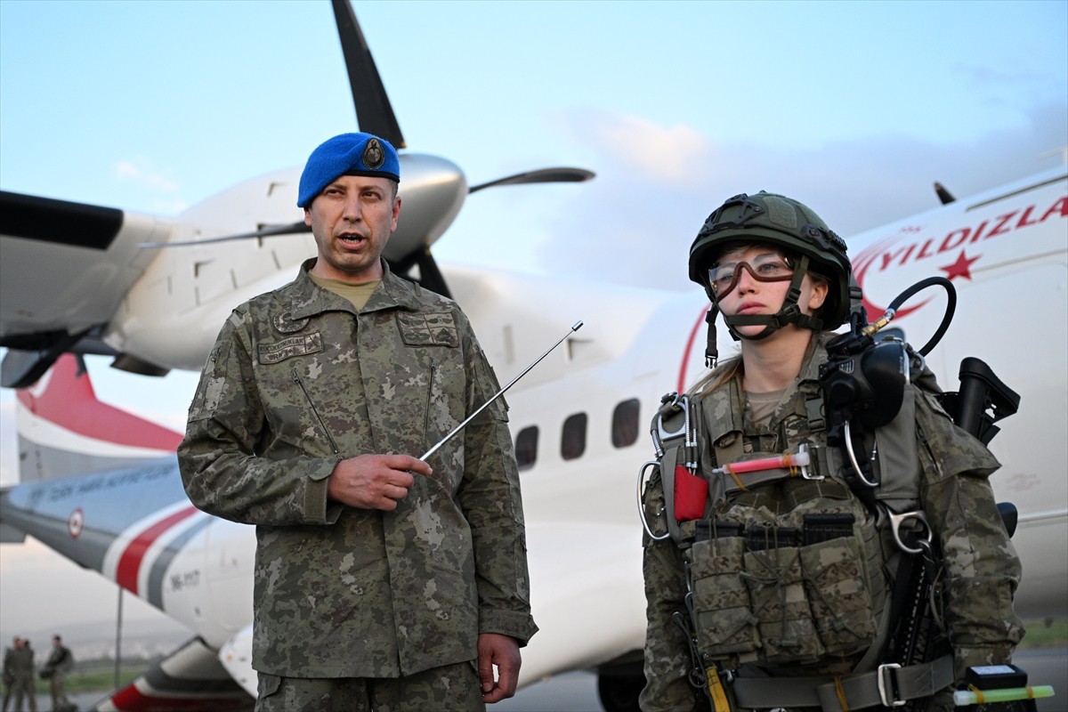 Türk Silahlı Kuvvetlerinin (TSK) Kayseri'de düzenlediği "Erciyes-2025 Tatbikatı"nın seçkin...