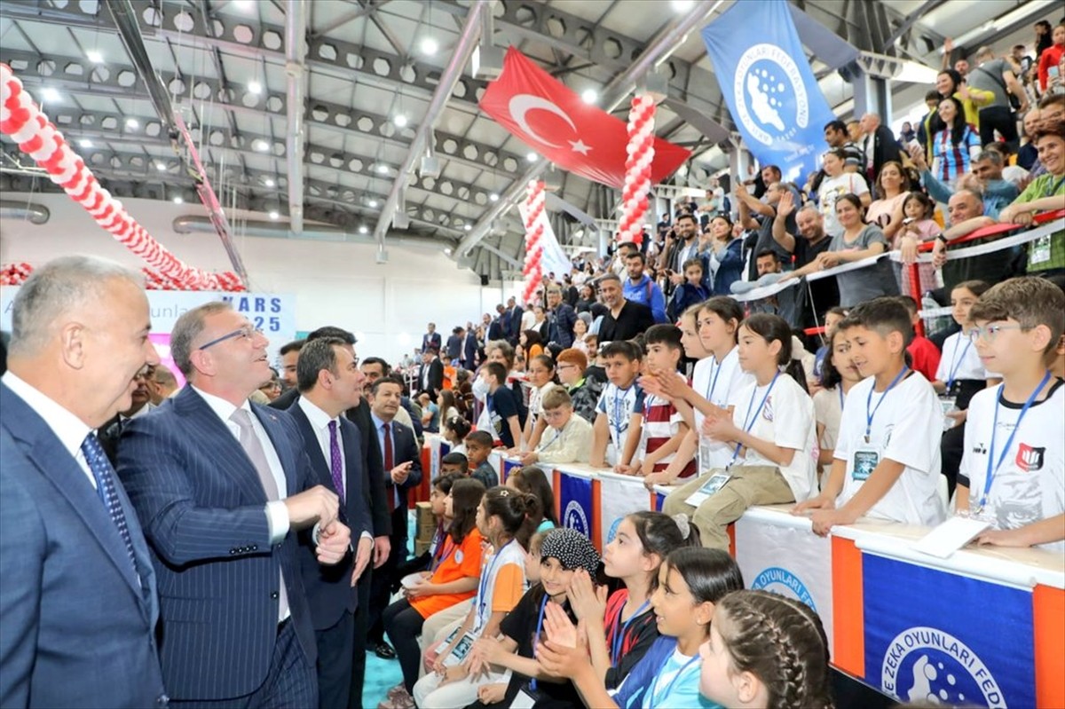 Türkiye'nin 81 ilinden ve Kuzey Kıbrıs Türk Cumhuriyeti'nden gelen 820 öğrencinin yarışacağı "7....