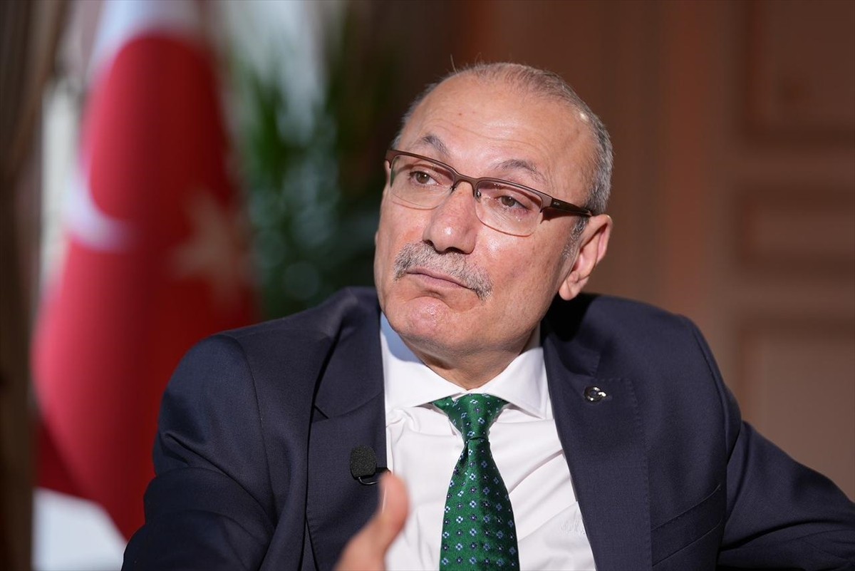 Türkiye'nin Kahire Büyükelçisi Salih Mutlu Şen, En-Nehar Televizyon kanalında yayınlanan "Yeni...