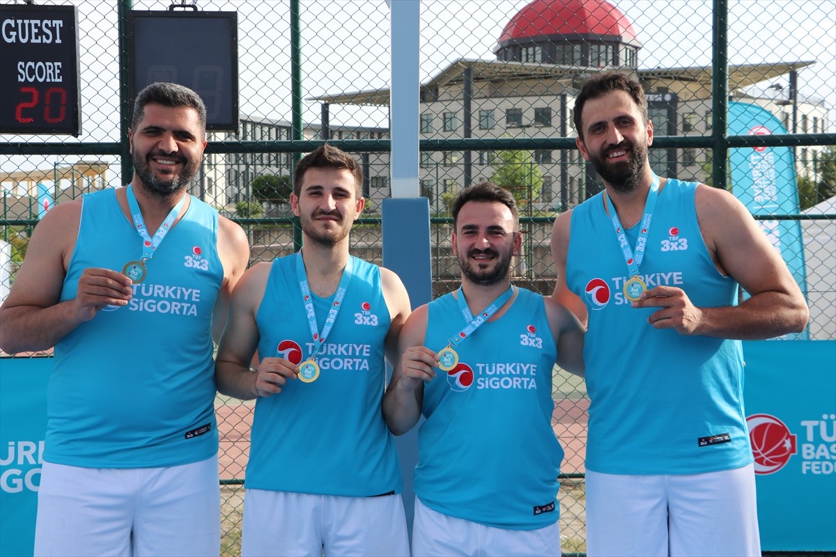  Türkiye Basketbol Federasyonu (TBF) ile Türkiye Sigorta iş birliğiyle hayata geçirilen açık hava...