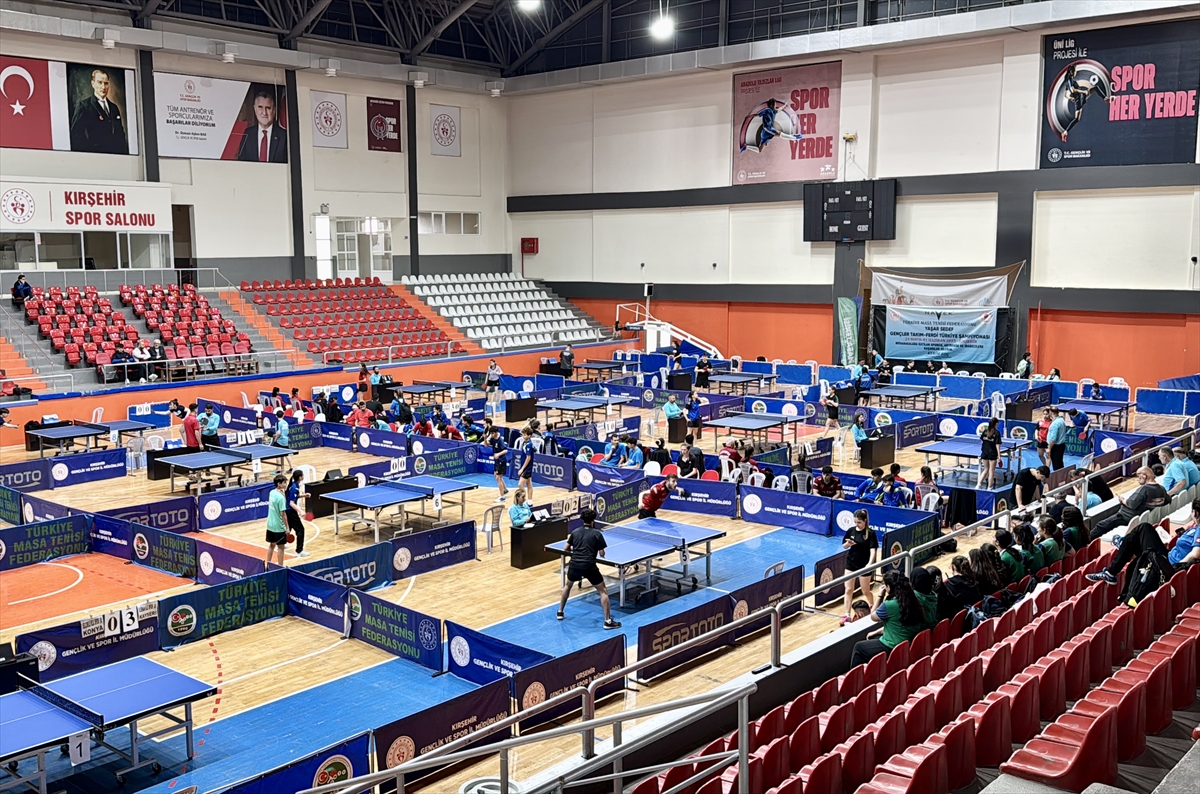 Türkiye Masa Tenisi Federasyonunun faaliyet programında yer alan Yaşar Sedef Gençler Takım-Ferdi...