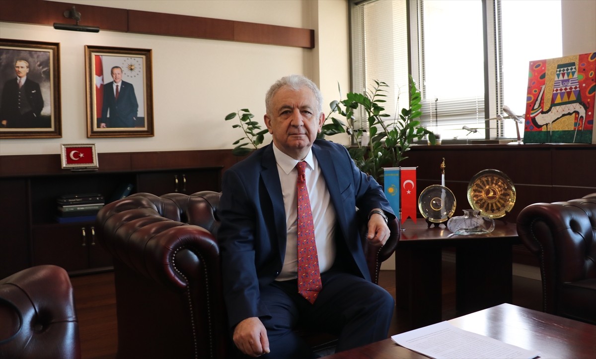 Türkiye’nin Astana Büyükelçisi Mustafa Kapucu, iki ülke arasındaki ilişkilerin güncel durumunun...