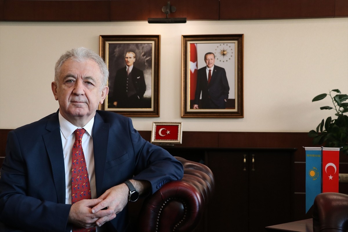 Türkiye’nin Astana Büyükelçisi Mustafa Kapucu, iki ülke arasındaki ilişkilerin güncel durumunun...