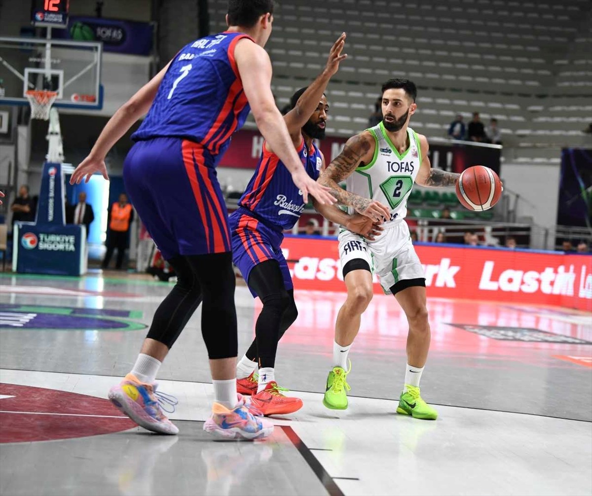 Türkiye Sigorta Basketbol Süper Ligi'nin 28. haftasında TOFAŞ, Bahçeşehir Koleji ile TOFAŞ Spor...