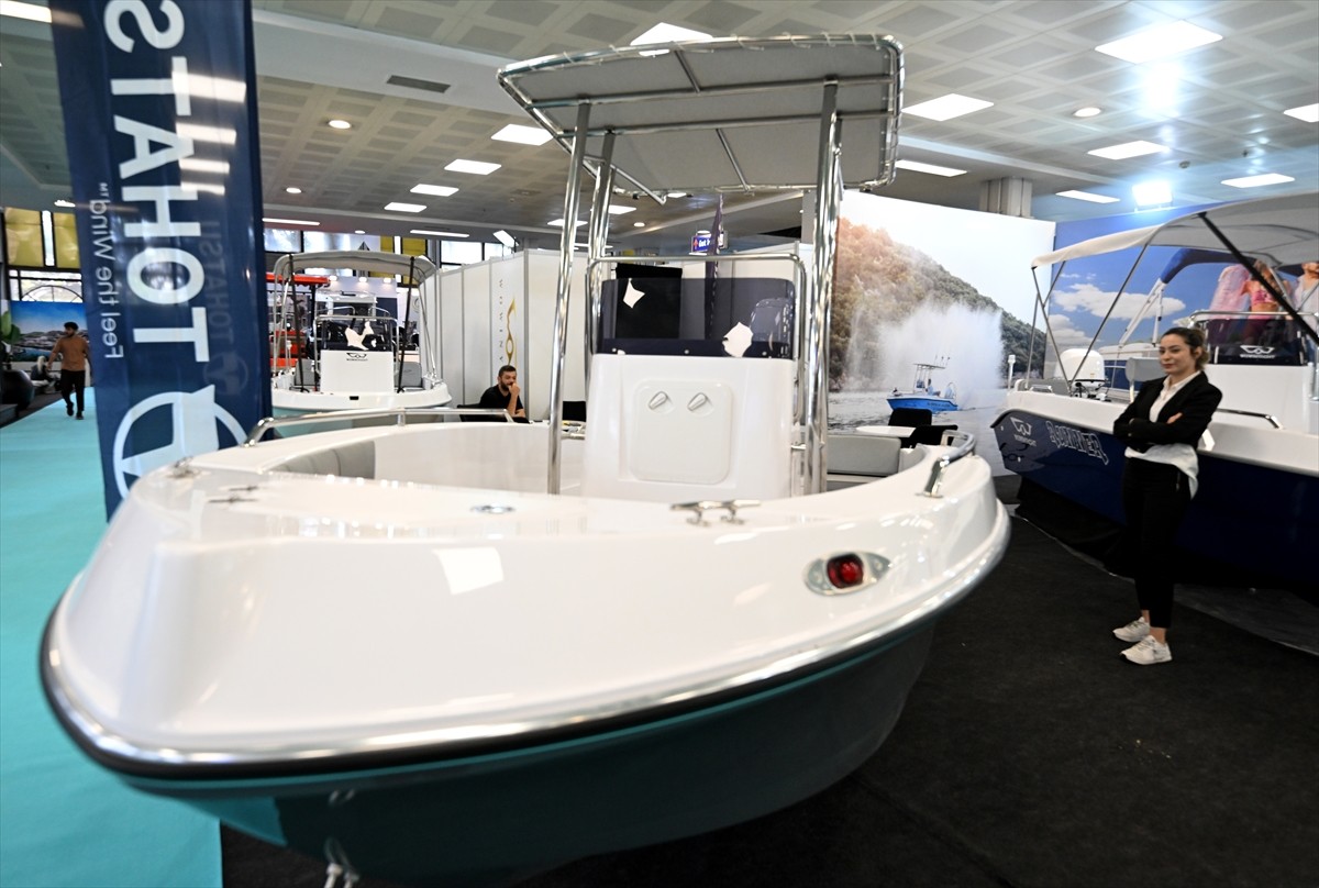 Yat ve tekne sektörü ile deniz tutkunlarını buluşturan "2'nci Deniz Araçları, Ekipmanları ve...