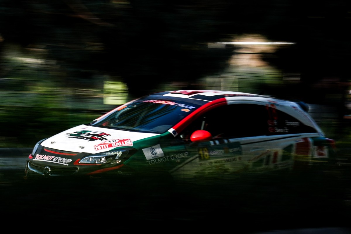 49. Hitit Rallisi, başkentin tarihi ilçesi Beypazarı'nda renkli görüntülerle başladı....