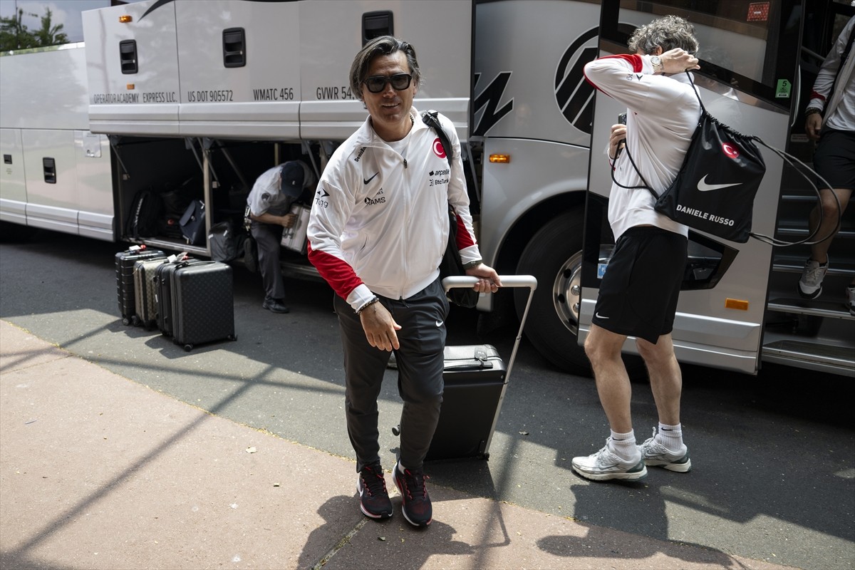 A Milli Futbol Takımı, hazırlık maçında yarın oynayacağı ABD karşılaşması için Connecticut...