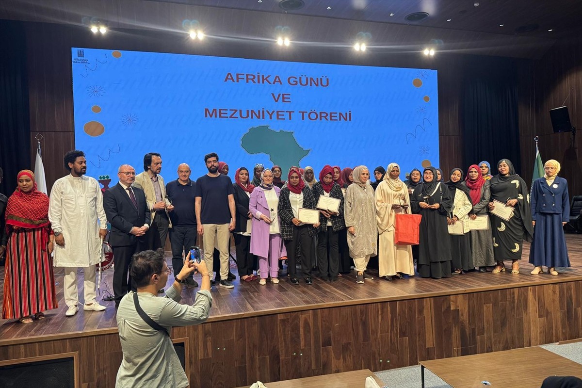 Afrika Günü, Türkiye'de yaşayan Afrikalı öğrencilerin ve ailelerin katılımıyla İstanbul'da...
