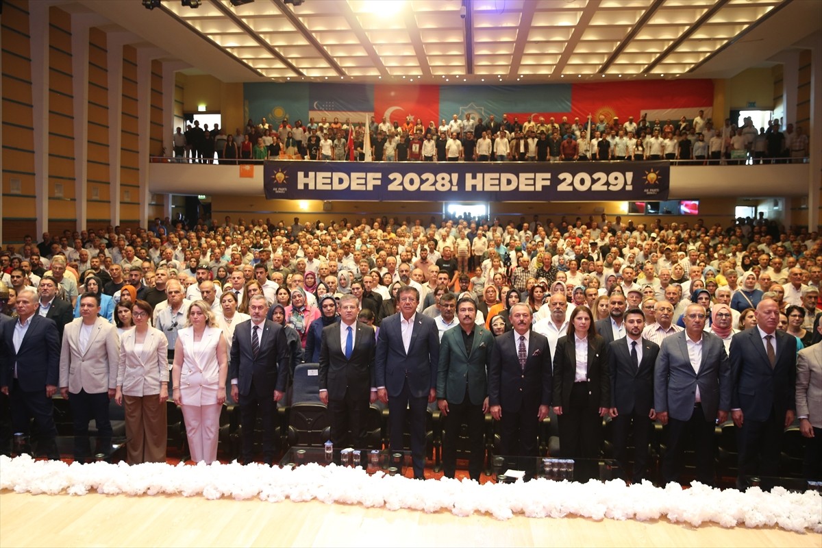 AK Parti Denizli İl Başkanlığınca EGS Kongre ve Kültür Merkezi'nde Genişletilmiş İl Danışma...