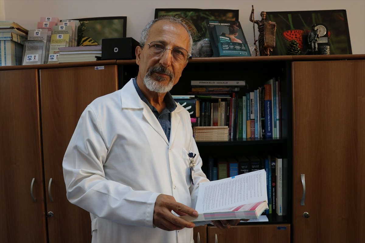 Akdeniz Üniversitesi Tıp Fakültesi Dahili Tıp Bilimleri Bölümü Deri ve Zührevi Hastalıkları Ana...