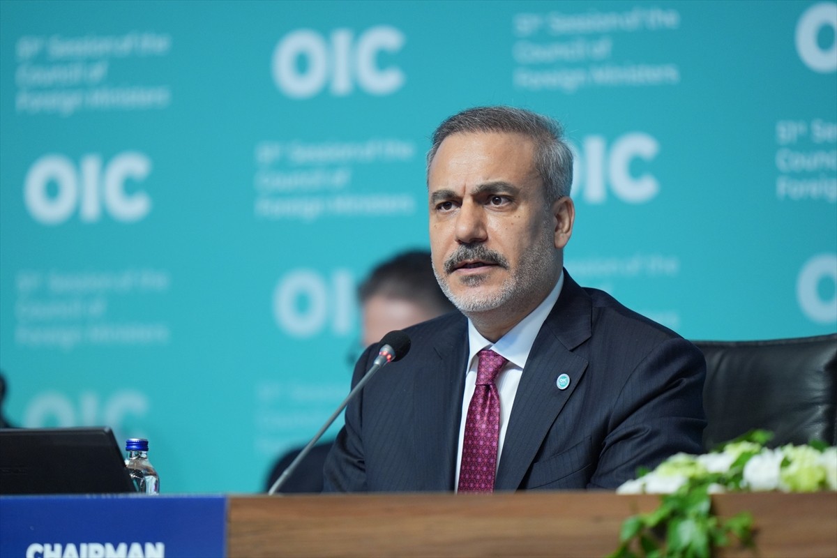 Anadolu Ajansı'nın (AA) "ev sahibi fotoğraf sağlayıcısı" olduğu İslam İşbirliği Teşkilatı (İİT)...