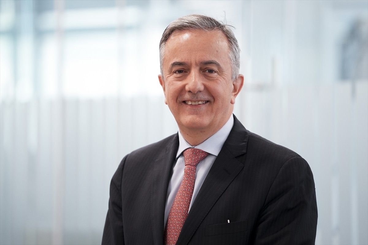 Avrupa İmar ve Kalkınma Bankası (EBRD) Finansal Kurumlar Yönetici Direktörü Francis Malige...