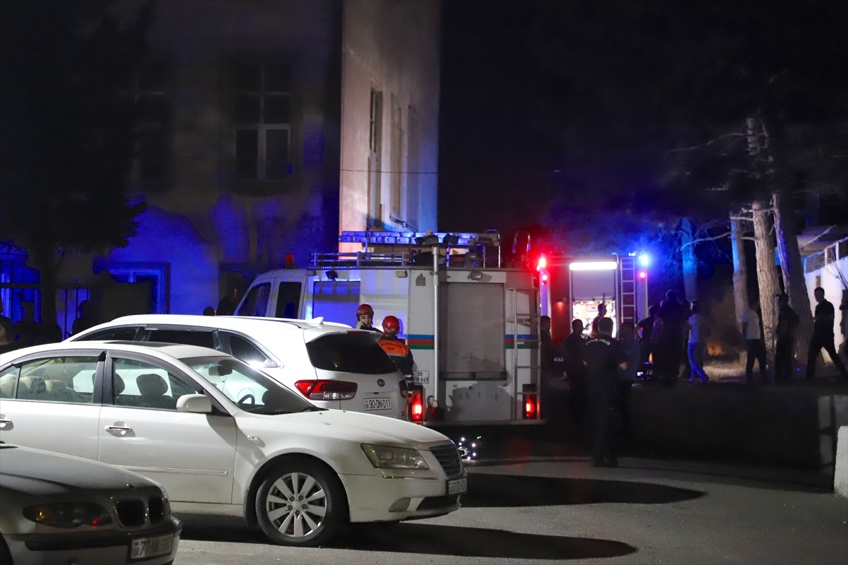 Azerbaycan'ın başkenti Bakü'de bulunan "Azerbaycanfilm" stüdyosunun yerleşkesinde yaşanan...