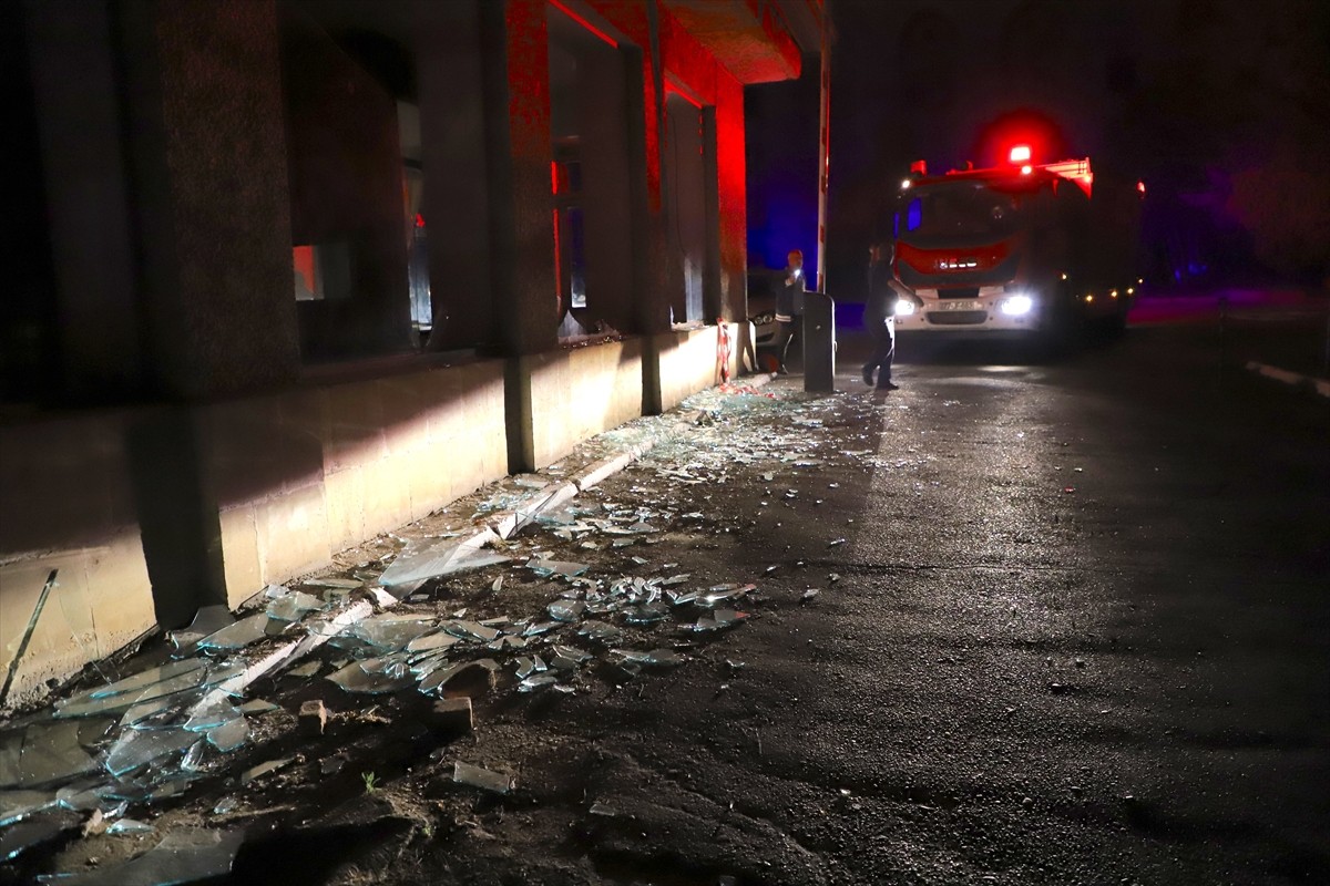 Azerbaycan'ın başkenti Bakü'de bulunan "Azerbaycanfilm" stüdyosunun yerleşkesinde yaşanan...