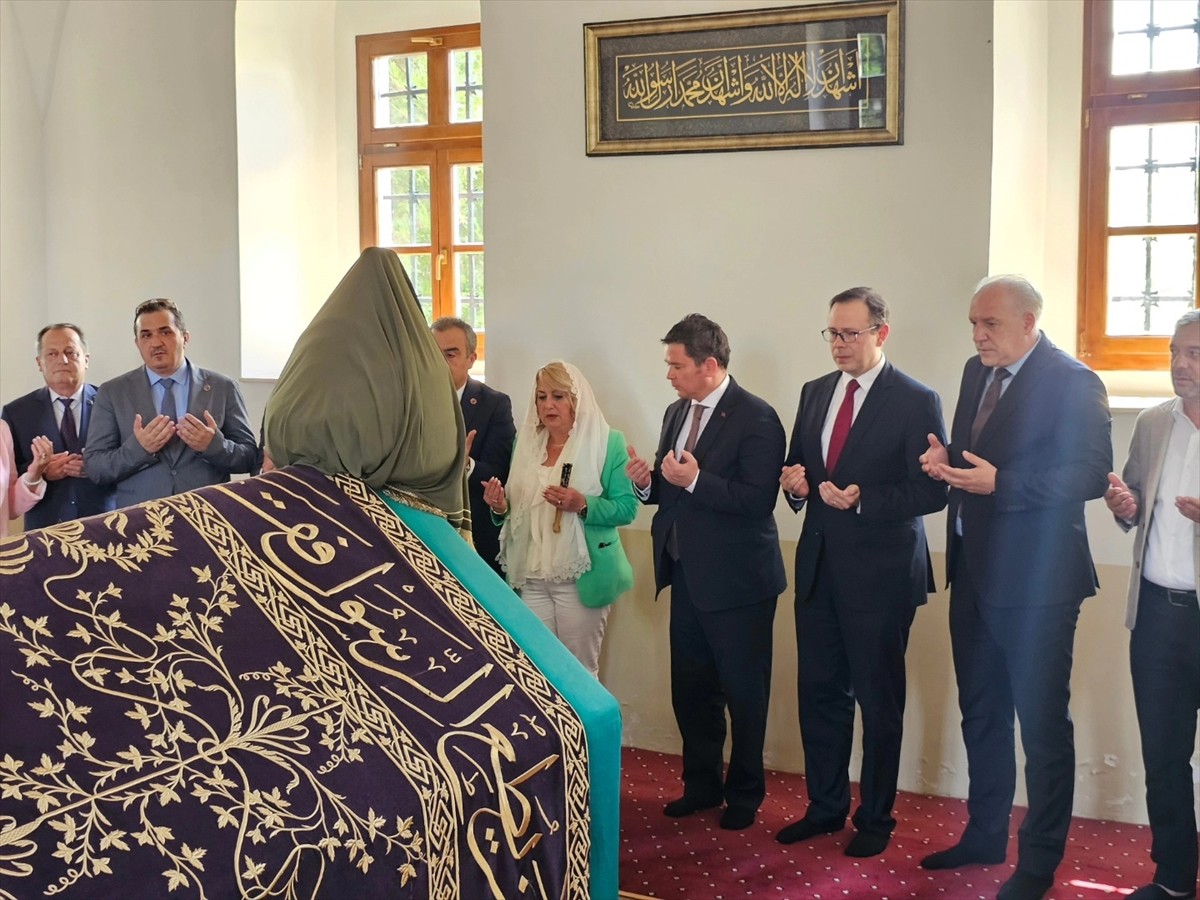 Balkan fatihi olarak bilinen Osmanlı'nın üçüncü padişahı Murat Hüdavendigar (1. Murat), şehit...