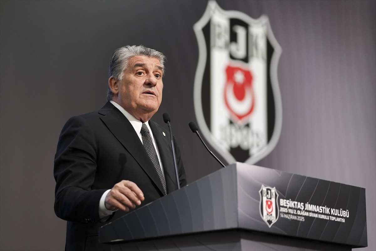 Beşiktaş Kulübü Başkanı Serdal Adalı, İstanbul Kongre Merkezi'nde gerçekleştirilen Beşiktaş...