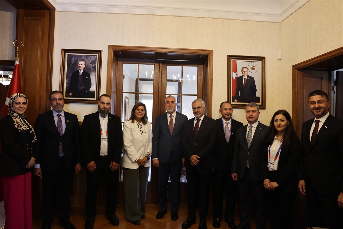 Çalışma ve Sosyal Güvenlik Bakanı Vedat Işıkhan, Uluslararası Çalışma Örgütü (ILO) tarafından...