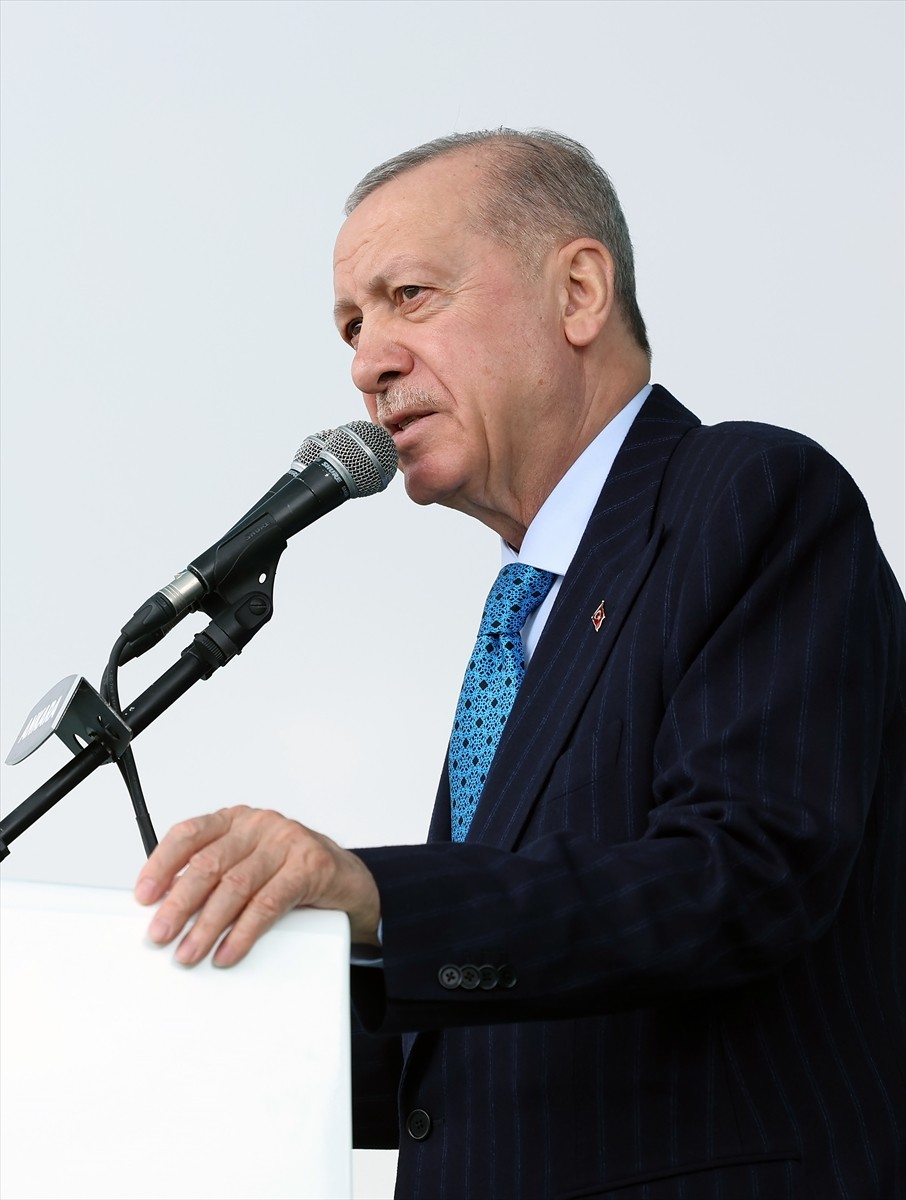 Cumhurbaşkanı Recep Tayyip Erdoğan, Etimesgut Havaalanı'nda "Yeşil Vatan Kahramanları Görev...