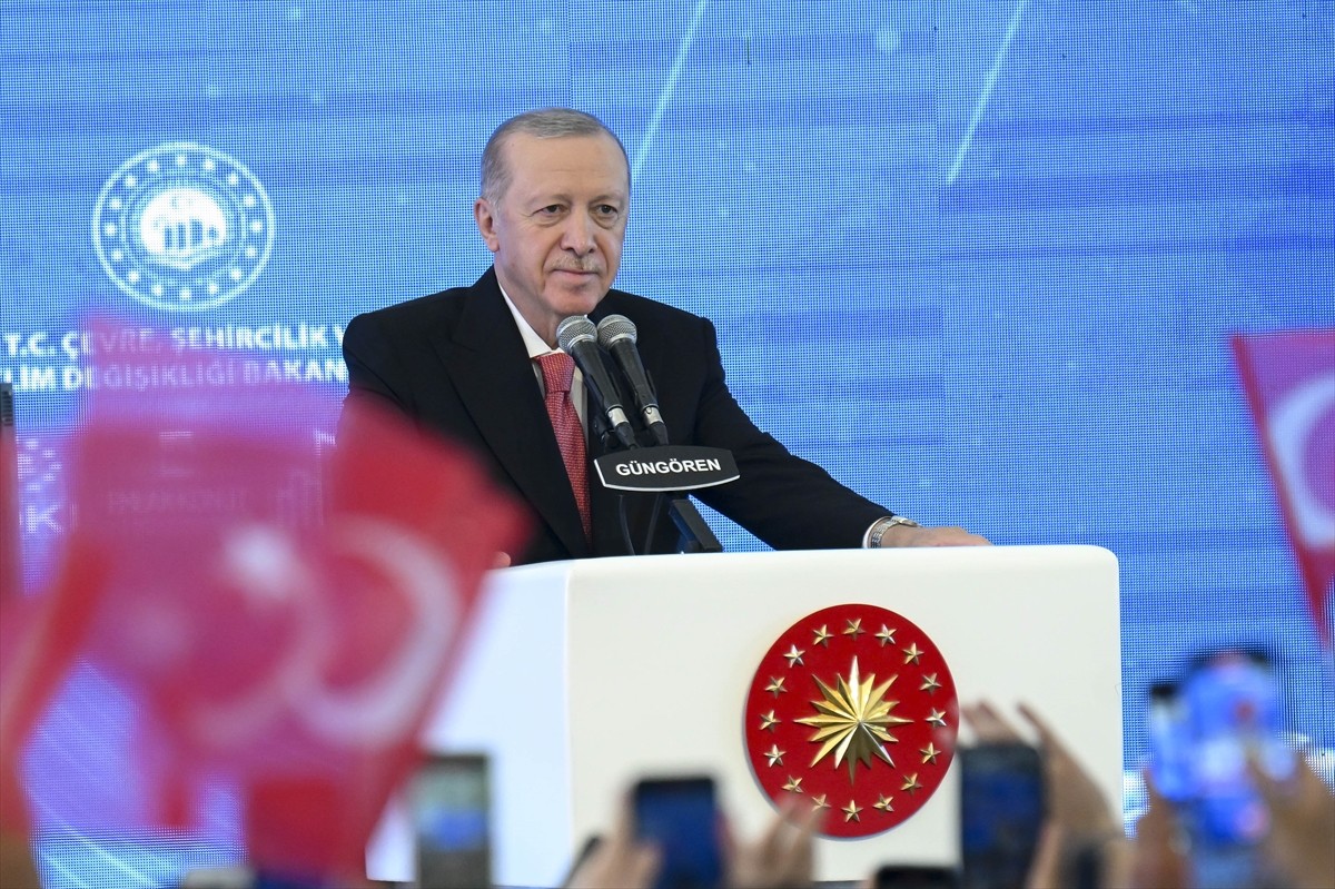 Cumhurbaşkanı Recep Tayyip Erdoğan, Merter Etkinlik Alanı'nda gerçekleştirilen 'İstanbul'da Büyük...