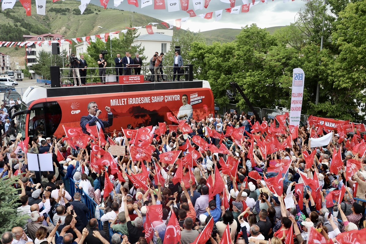 Cumhuriyet Halk Partisi (CHP) Genel Başkanı Özgür Özel, partisince Genç Osman Stadyumu yanındaki...