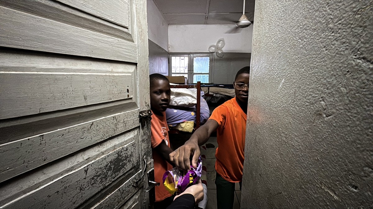 Diyanet İşleri Başkanlığı ve Türkiye Diyanet Vakfının (TDV) "Kurbanını paylaş, kardeşinle...