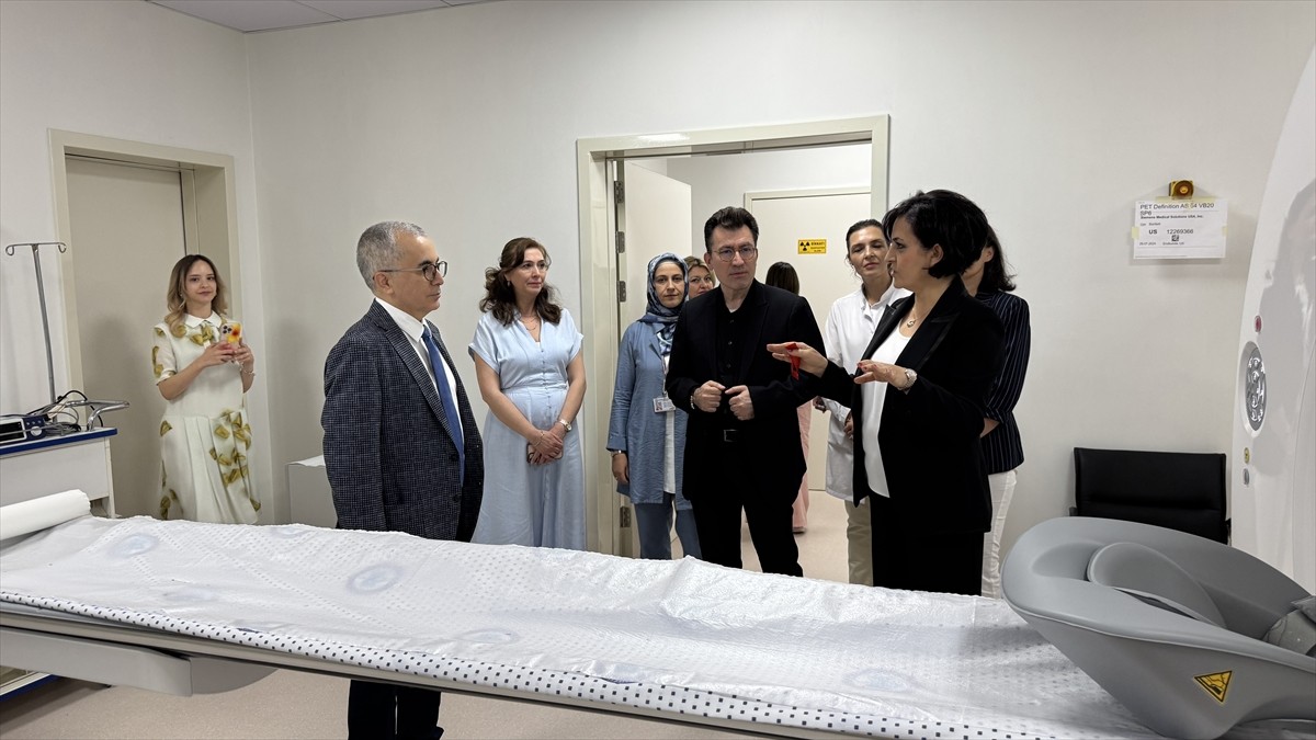 Eskişehir Osmangazi Üniversitesi (ESOGÜ) Sağlık, Uygulama ve Araştırma Hastanesi'nde onkolojik...