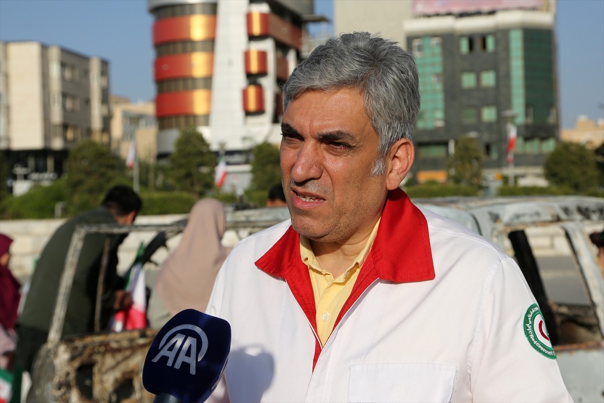 İran Kızılayı Sözcüsü Mucteba Halidi, AA muhabirine açıklamalarda bulundu.