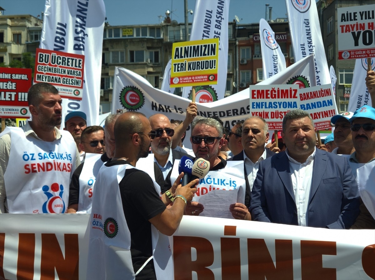 İstanbul'da, HAK-İŞ Konfederasyonuna bağlı çalışanlar, 2025 Yılı Kamu Toplu İş Sözleşmeleri...