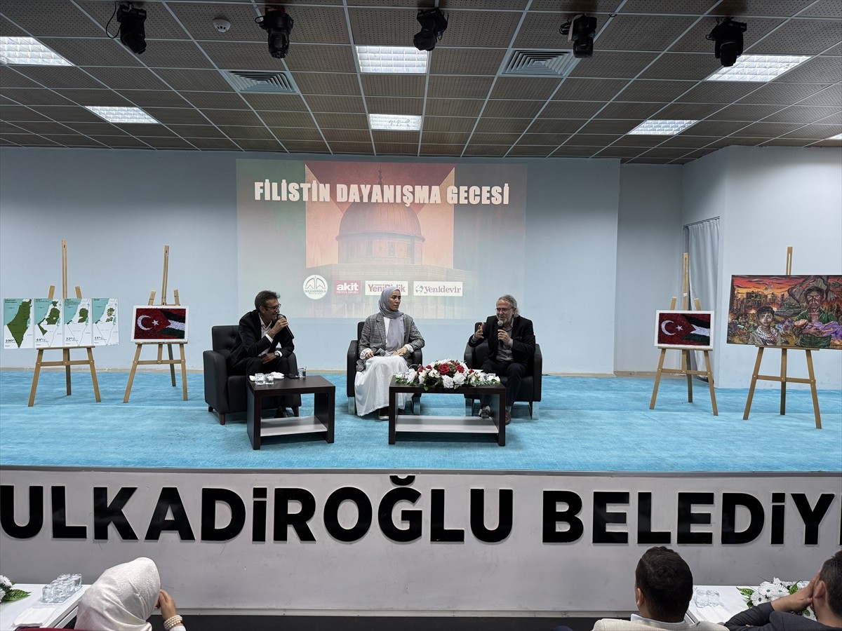 Kahramanmaraş'ta "Filistin Dayanışma Gecesi" gerçekleştirildi. Programa Filistinli akademisyen Dr....