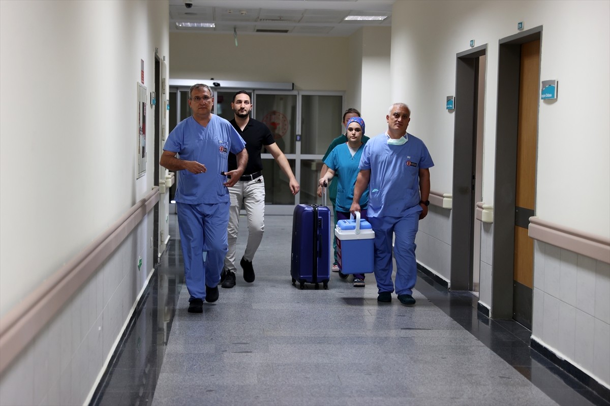 Kırklareli'nde beyin ölümü gerçekleşen 58 yaşındaki kişinin bağışlanan organları, 3 hastaya...